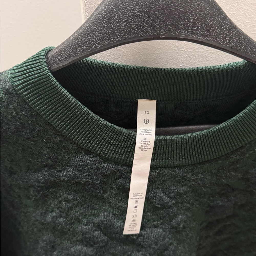 NWOT Lululemon Jacquard Multi-Texture Crewneck Sweater - Size 12 - Picture 8 of 8